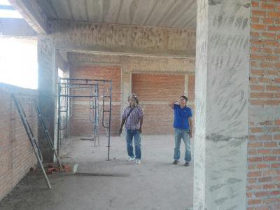 กรรมการตรวจรับพัสดุโครงการก่อสร้างอาคารเรียน  3  ชั้น  12  ห้องเรียน